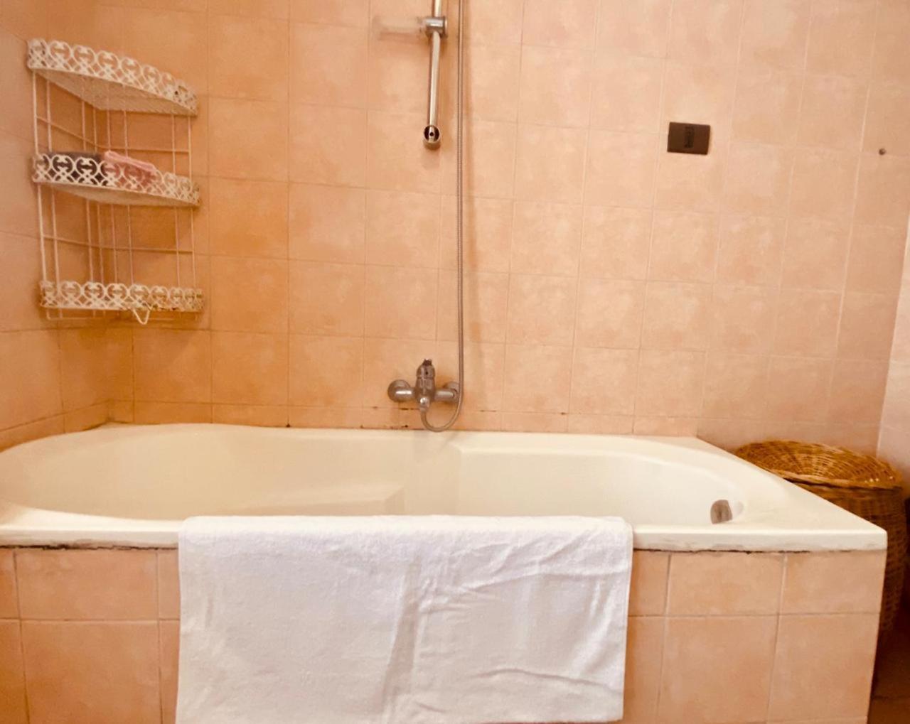 Gasthof Apartment Tirana